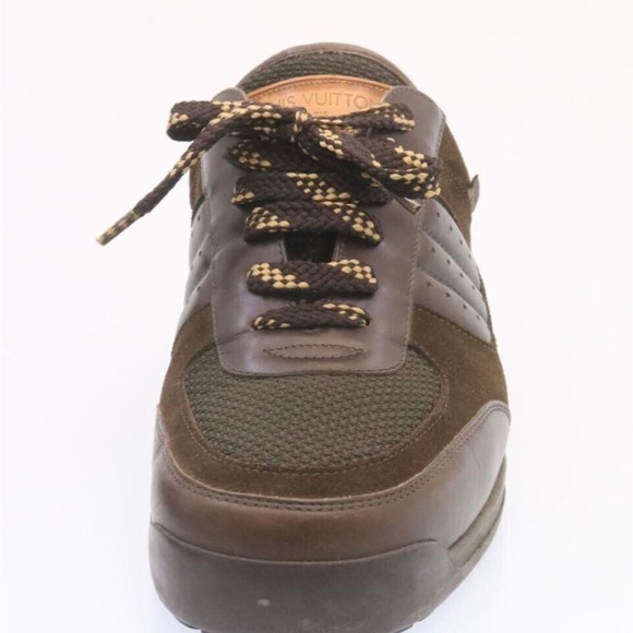 Louis Vuitton Sneakers - Picture 7 of 11